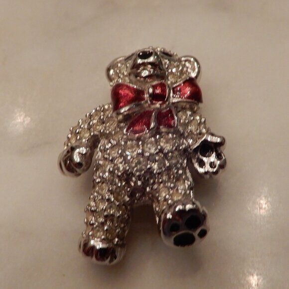 Swarovski Crystal Encrusted Bear Brooch - Picture 2 of 8